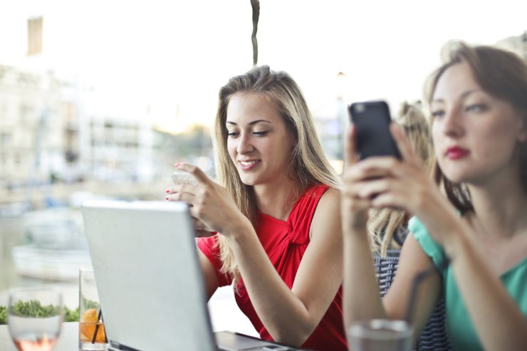 Il trucco degli esperti per navigare in sicurezza con le reti WI-FI pubbliche