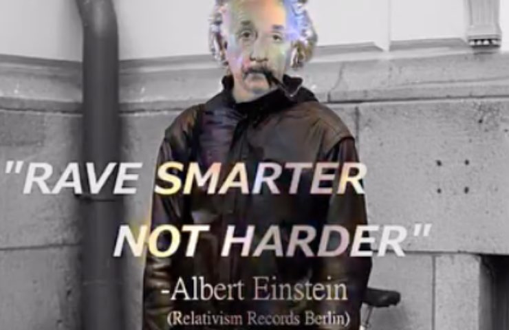 Albert Einstein promuove la cultura Techno