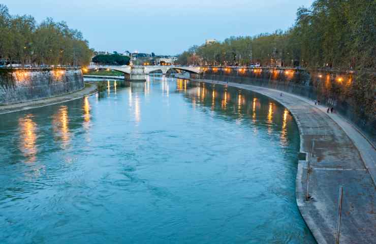 Lungotevere