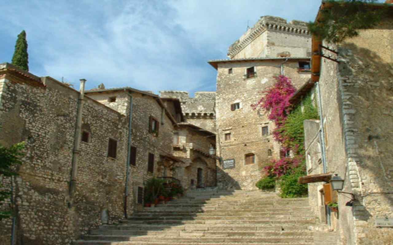 Borgo di Sermoneta