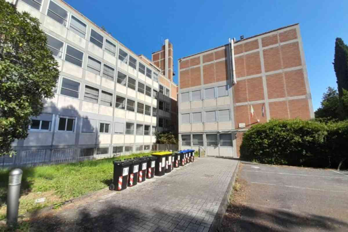 liceo roma uomo spranga