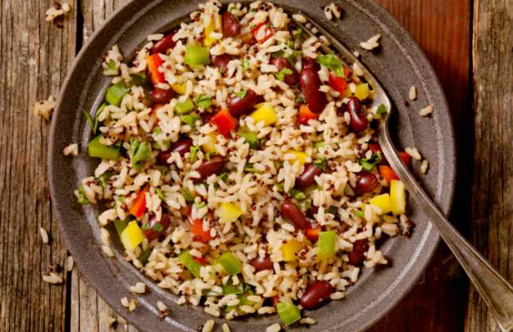 Insalata di riso fredda