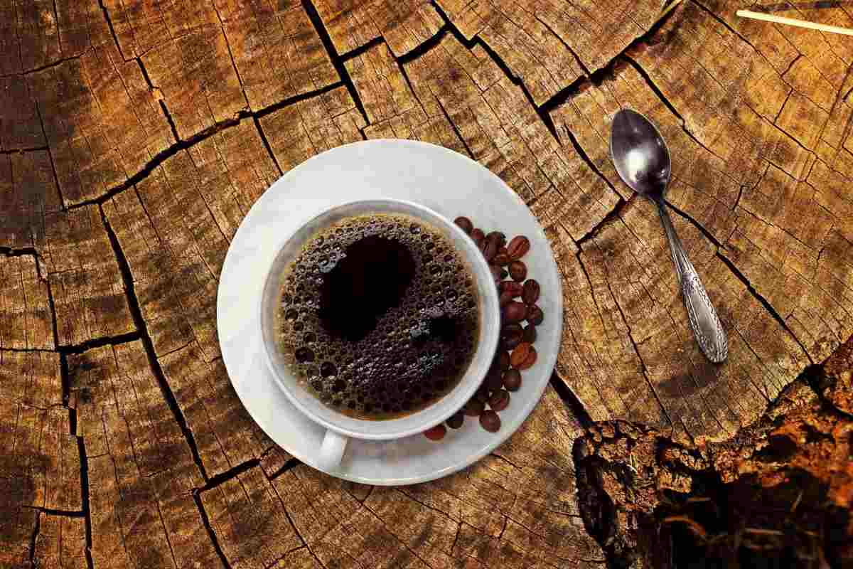 caffè carbone attivo.